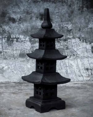 Garden lamp pagoda