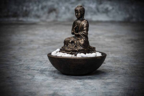 Praying buddha table fountain